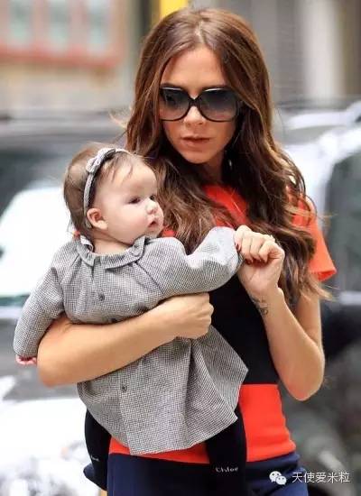 贝克汉姆一家度假最新,贝克汉姆一家六口颜值逆天