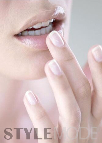 嘴唇颜色暗沉怎么保养,嘴唇血色暗沉怎么调理