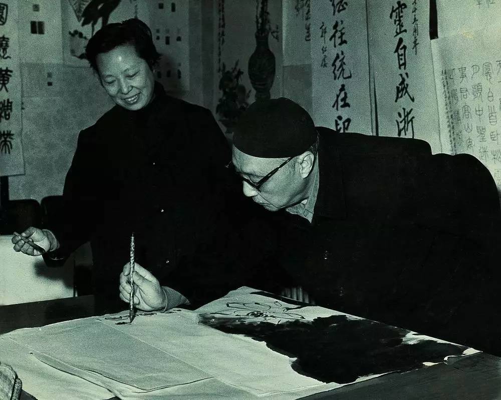 无锡博物馆苔痕树影图,无锡博物馆的倪瓒苔痕树影图在哪