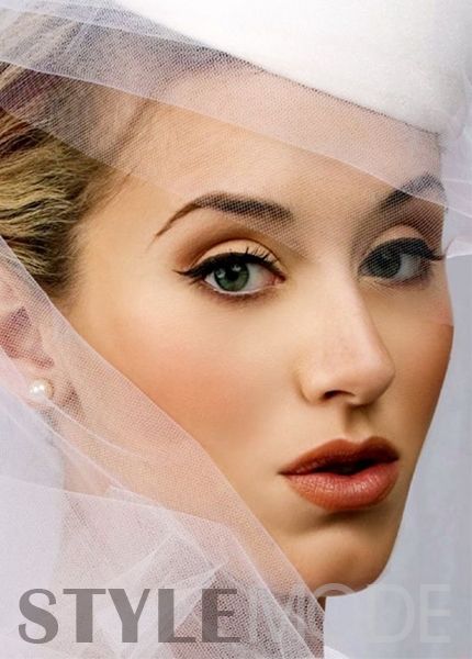 嘴唇颜色暗沉怎么保养,嘴唇血色暗沉怎么调理