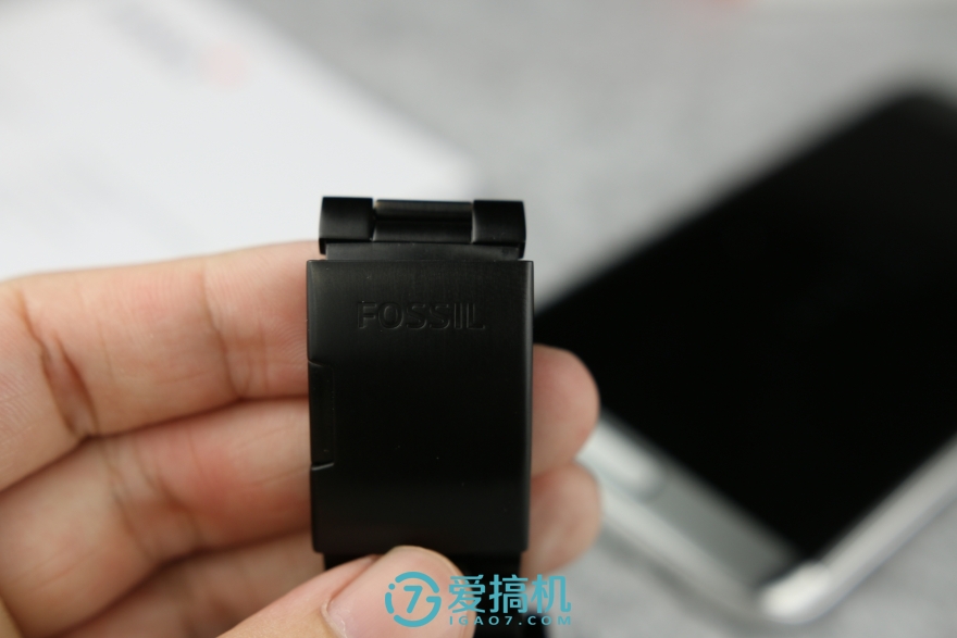 fossil智能手表最新,fossil智能手表哪个好