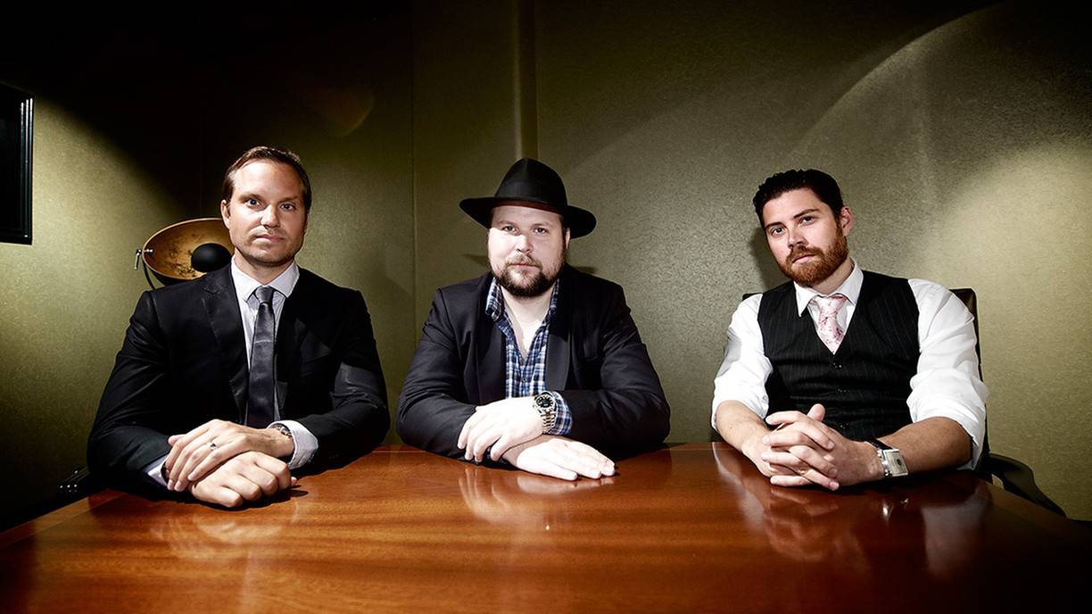 还敢骂人死胖子？身价89亿的程序员告诉你：胖，照样比你浪！