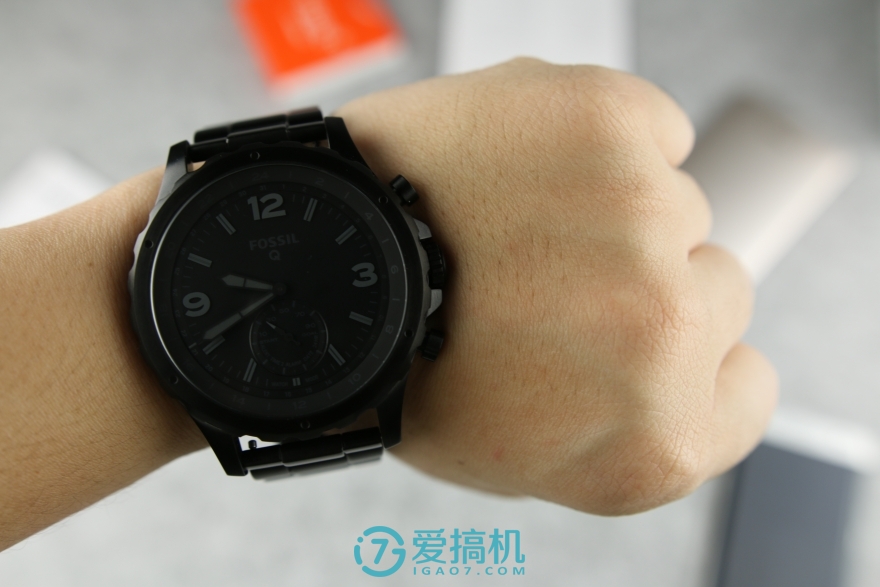 fossil智能手表最新,fossil智能手表哪个好