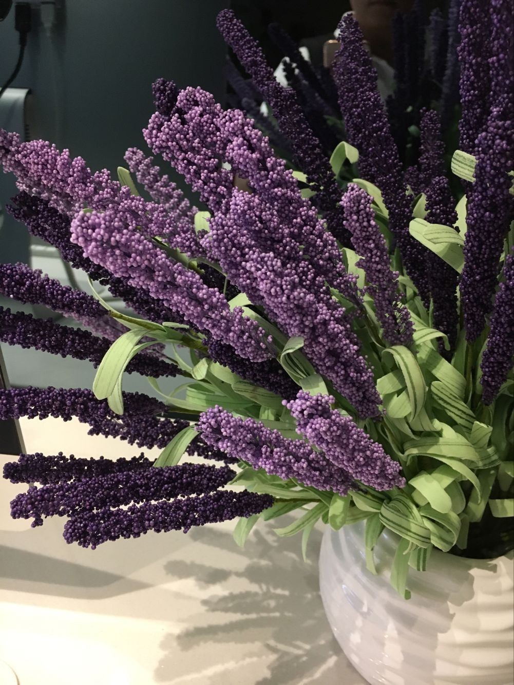 飞机延误三次后安全抵达,飞机延误三个半小时终于到家了