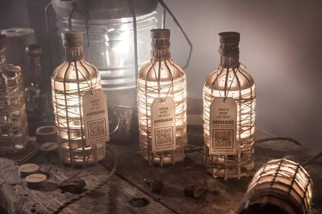 伏特加带灯光,绝对伏特加夜装限量版星夜紫