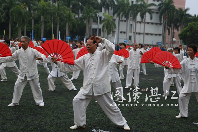 广东医科大学今年的运动会,广东医科大学国旗护卫队校运会