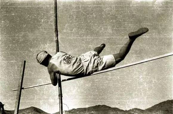 奥运会日本男撑杆跳运动员,撑杆跳日本选手戳中要害