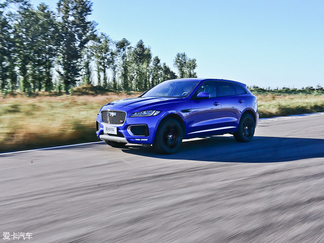 f-pace对比xc60,fpace和x4推荐哪款呢