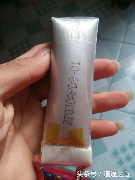 手机电池鼓包了继续使用会怎么样,手机电池鼓包了有什么影响