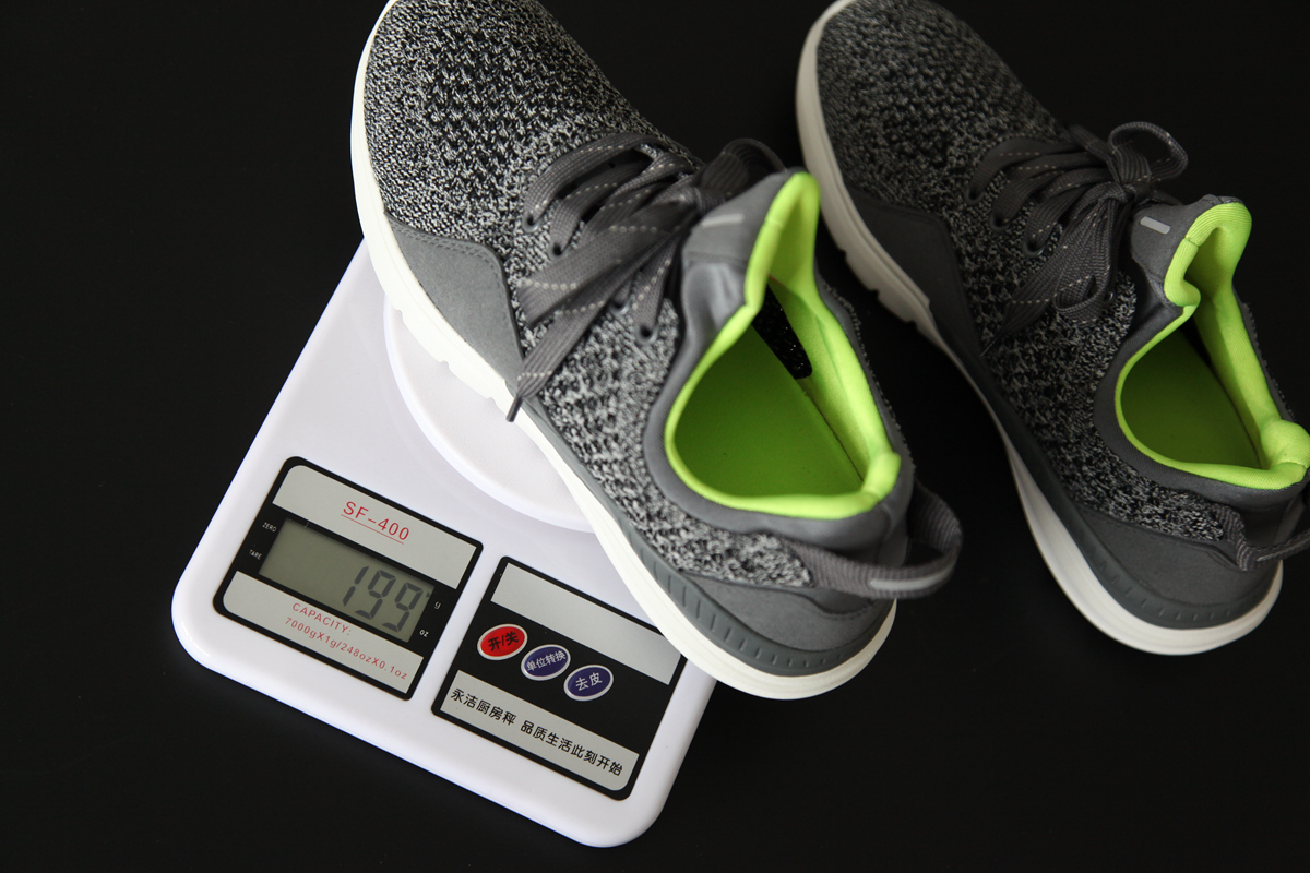 小米freetie超轻运动鞋评测,小米freetie云弹轻跑鞋米家运动鞋