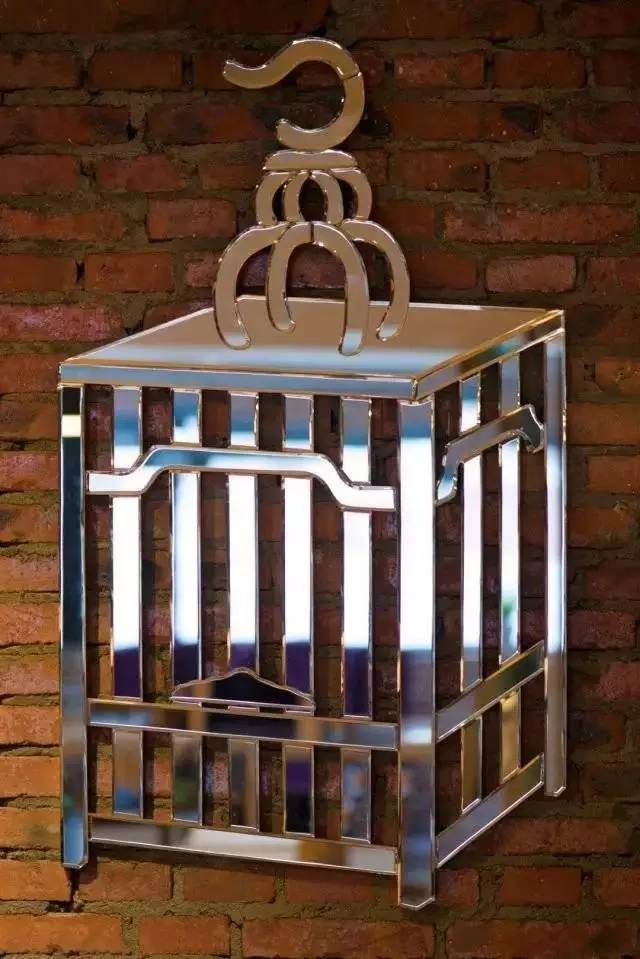 为了了解什么是好物，她3年时间把自己家所有家具摆设换了3遍