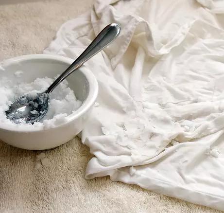 白色衣服染上番茄汁怎么洗,衣服上有番茄汁怎么处理