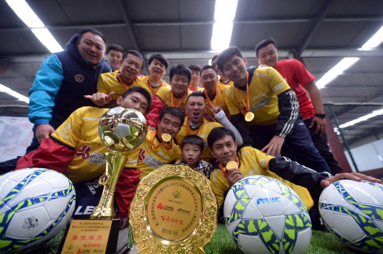 六年级的足球赛日记,六年级足球比赛日记