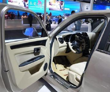 众泰汽车吉利,众泰t700改宾利