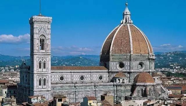 美艳洋模带您私家欧洲之旅！