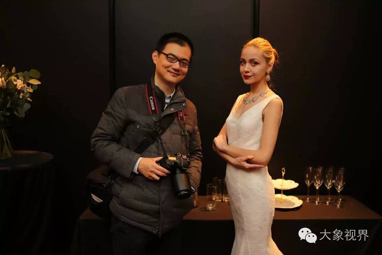 美艳洋模带您私家欧洲之旅！