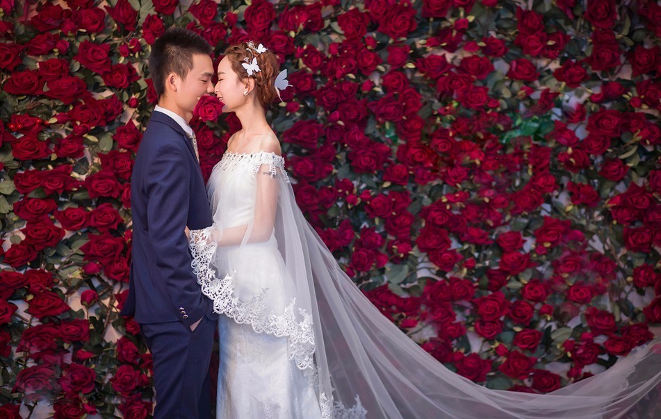 在哪里拍的婚纱照最好看,最大的一张婚纱照放在哪里最合适