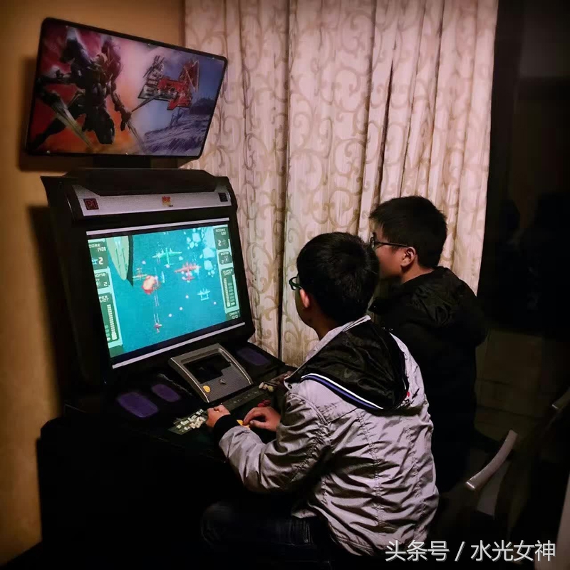 万万没想到霸道总裁,公司年会霸道总裁出场