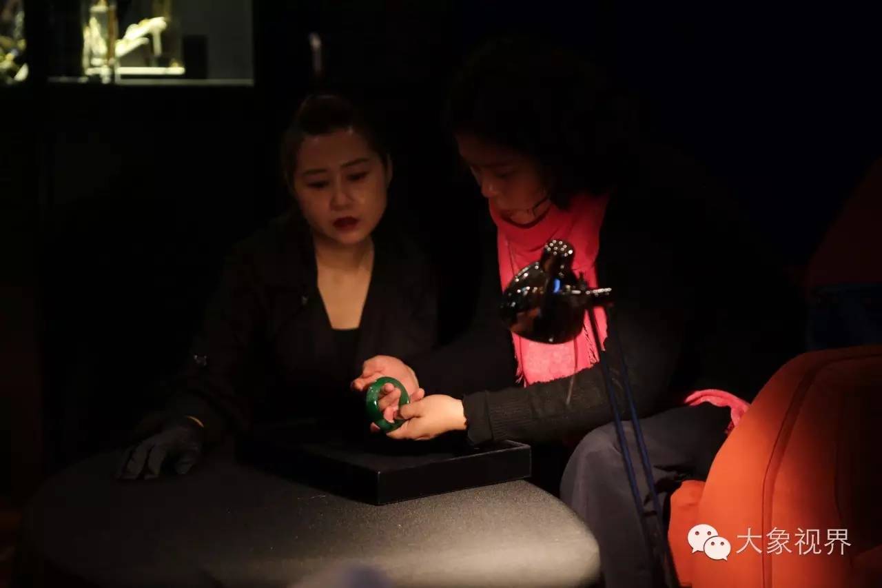 美艳洋模带您私家欧洲之旅！