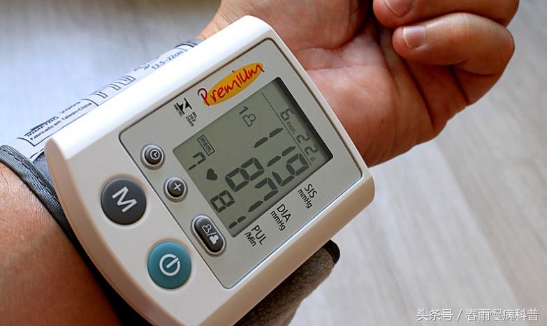 自己测血压高但是测动态血压低,自己测血压就正常医生测血压就高