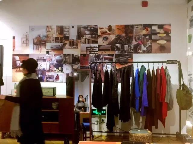 为了了解什么是好物，她3年时间把自己家所有家具摆设换了3遍