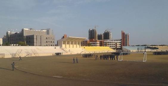 踢球的人球鞋推荐,踢球者必学