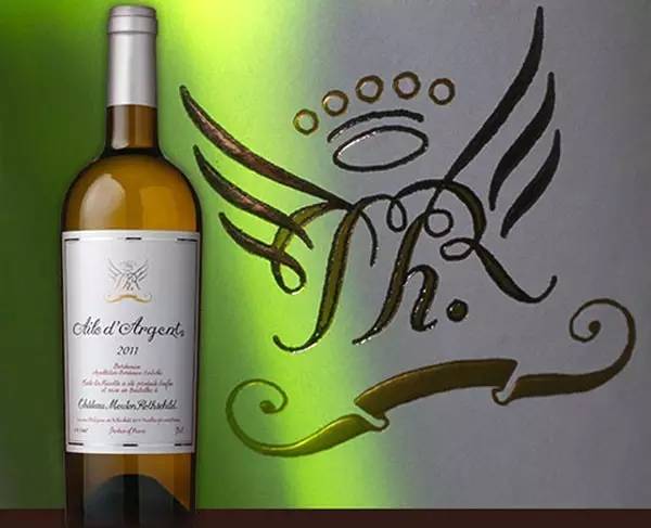 从二级庄逆袭一级庄到全球最受欢迎的葡萄酒，木桐依然是木桐