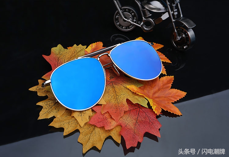 光有衣品还不够，这些时髦谨慎机，你Get了吗？