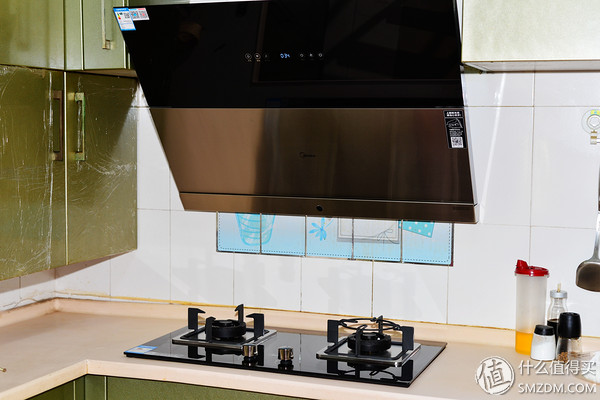 美的抽油烟机侧吸式清洗图解,油烟机拆卸清洗详细全过程美的