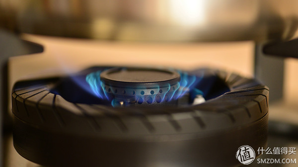 美的抽油烟机侧吸式清洗图解,油烟机拆卸清洗详细全过程美的