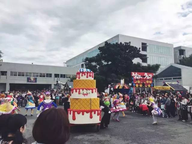 还有什么能比日本武藏野美术大学更疯狂？