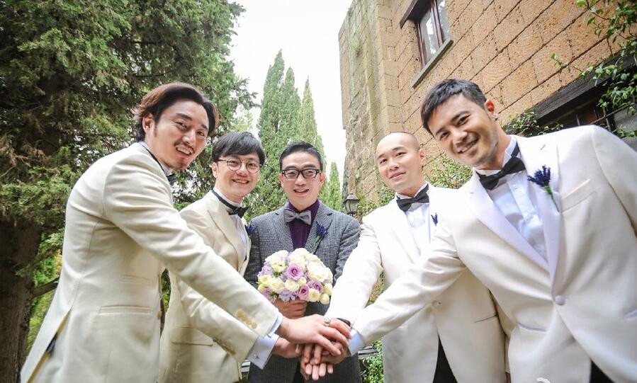 果郡王给张靓颖当过伴郎么,张靓颖李健