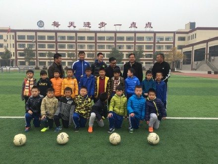 中超各种嘿吹过的牛逼未兑现，功勋球员要离队，国安怎么办？