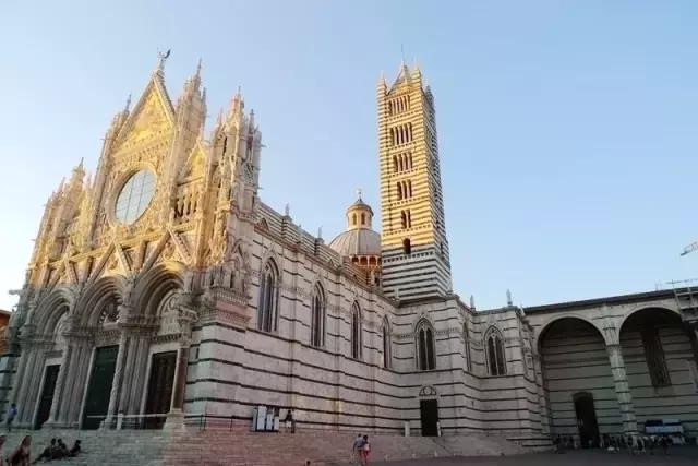 俯瞰锡耶纳,意大利锡耶纳教堂