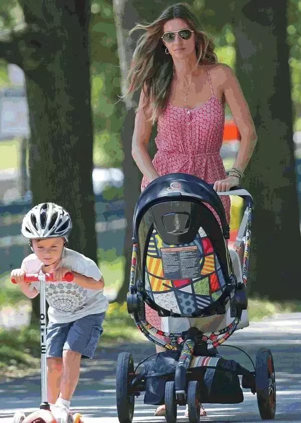 明星宝宝都用什么婴儿推车,明星们都用哪款婴儿推车