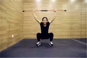 解决腰痛的腰椎锻炼方法,练一下腰椎的操