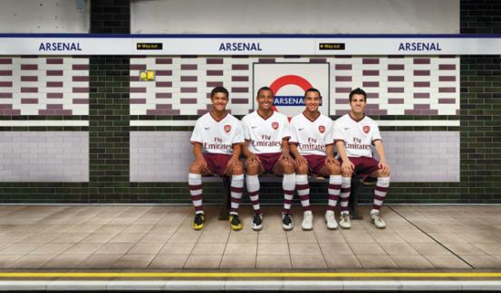 盘点阿森纳十大耐克战袍你知道背后的故事吗