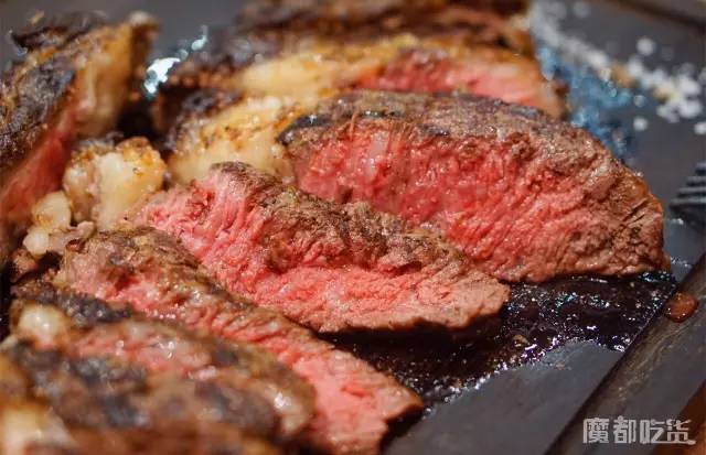 十一打折餐厅,十一月餐厅