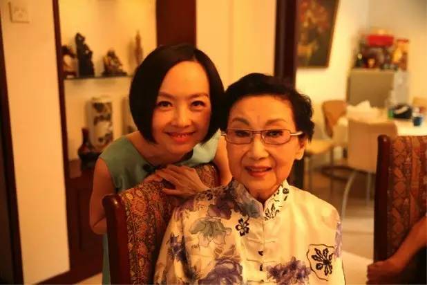 黄蓉小龙女杨过,黄蓉与黄药师和小龙女