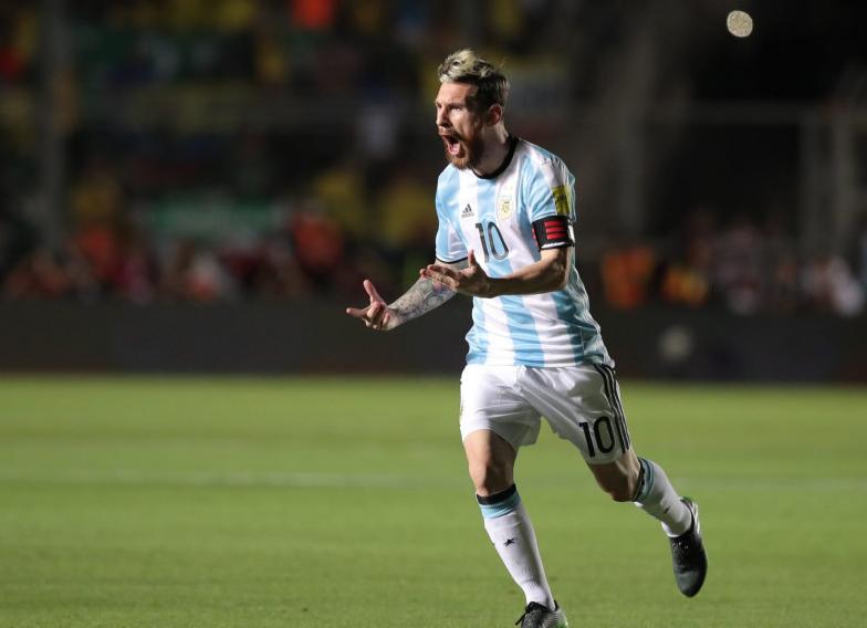 梅西独造3球阿尔巴传射,梅西独造三球