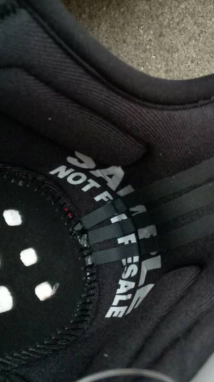 侃爷上脚yeezy450,侃爷上脚yeezy350搭配