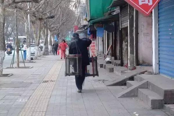 那些在大街上听的熟悉的手机铃声,那些在大街上听到的铃声