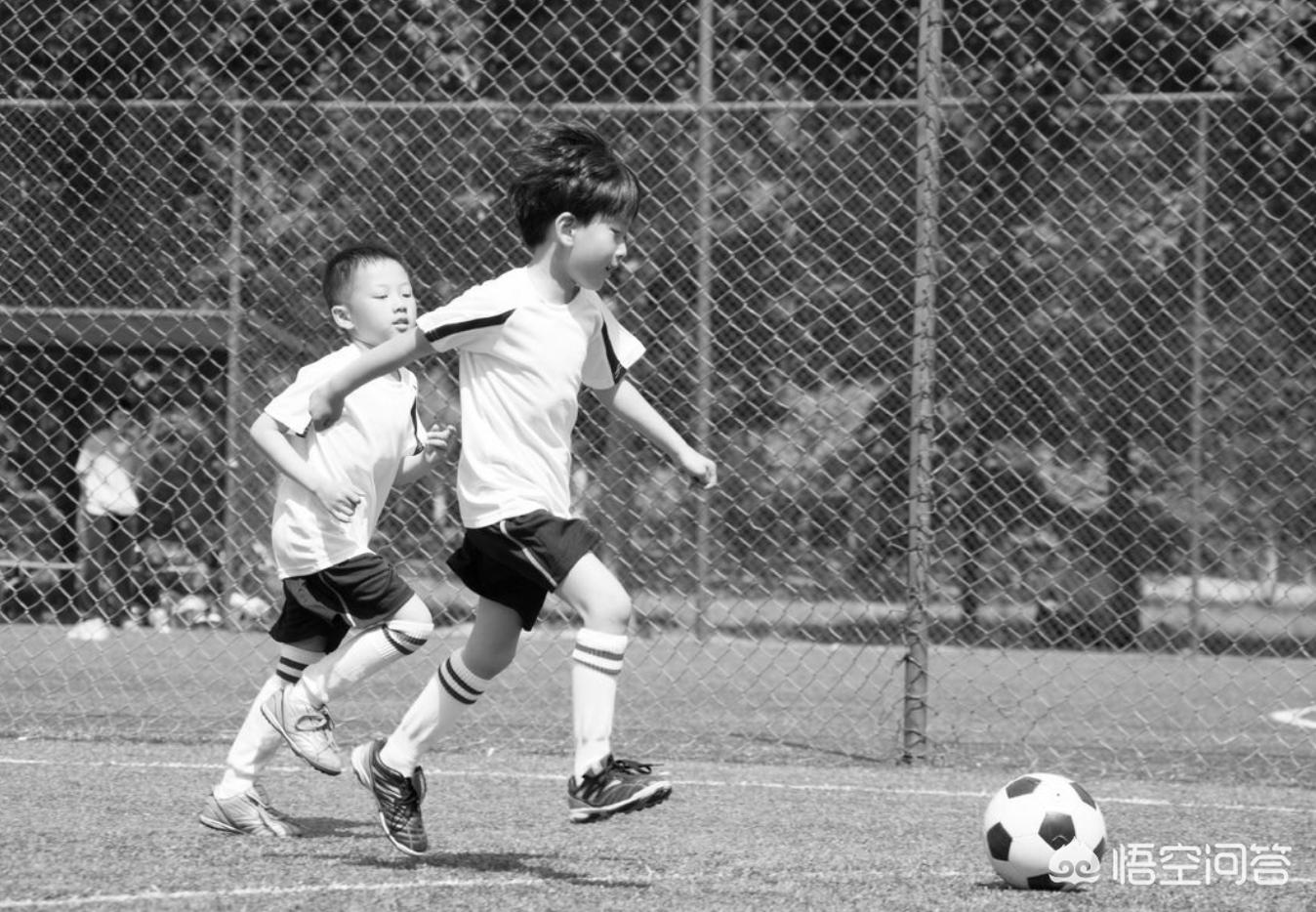 黑白摄影艺术的解析,黑白艺术摄影作品欣赏