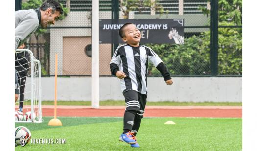 尤文图斯欧冠青训名单,尤文图斯最新训练营