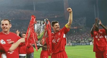 如果可以，我愿意安菲尔德化作一叶红！