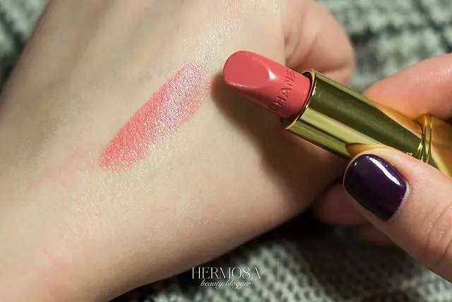 香奈儿口红三支套装试色,看了又看银珠的口红