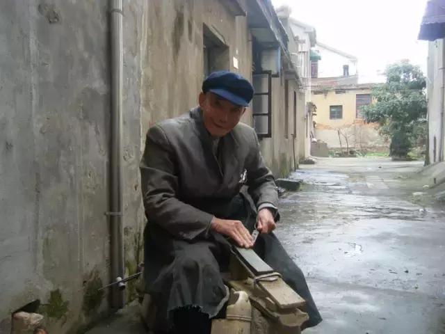 那些在大街上听的熟悉的手机铃声,那些在大街上听到的铃声