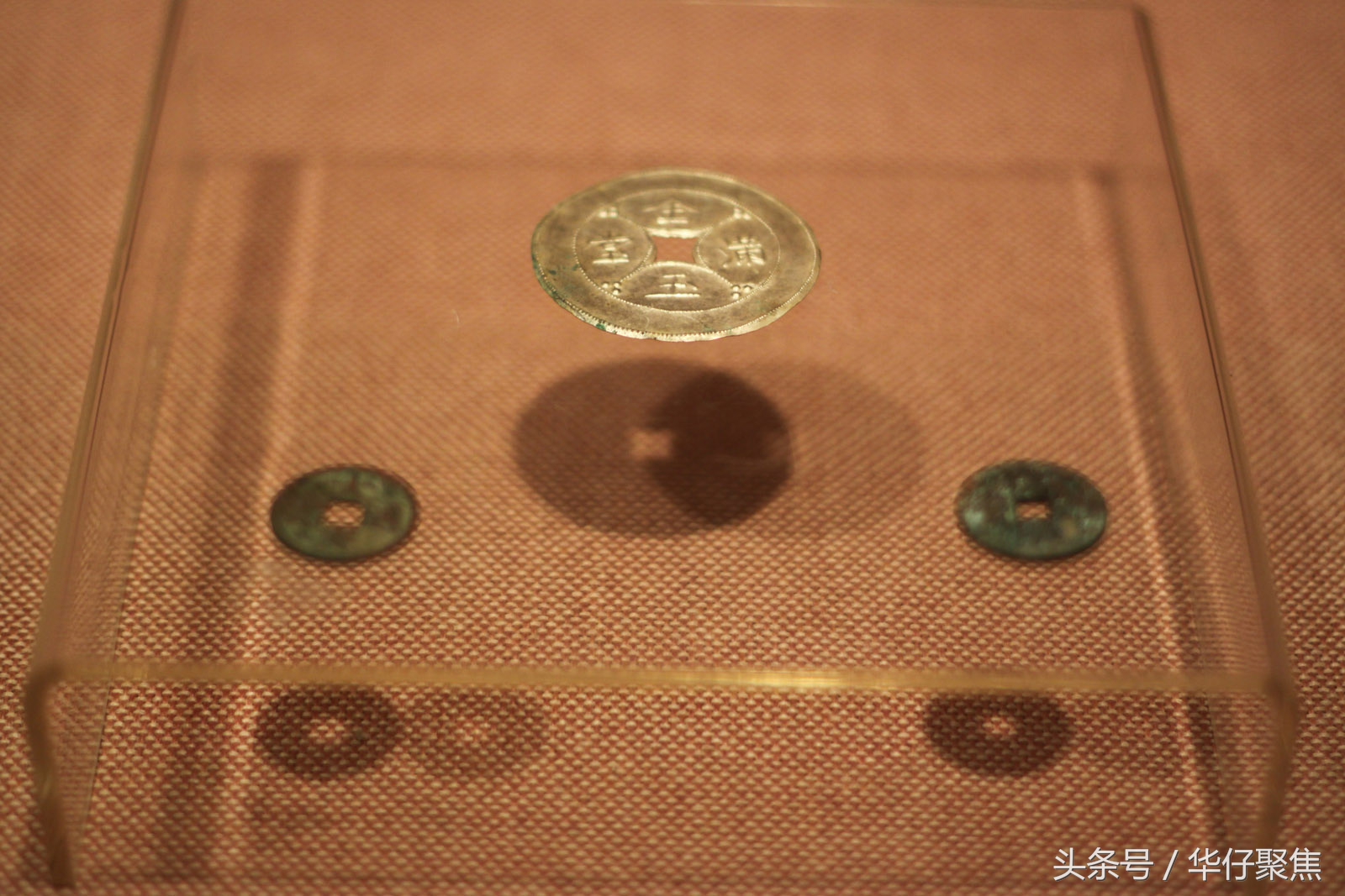 考古发现古墓舍利子,探寻3000座古墓解密摸金校尉