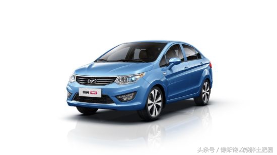 买两厢轿车哪个好,便宜实用三厢轿车有哪些