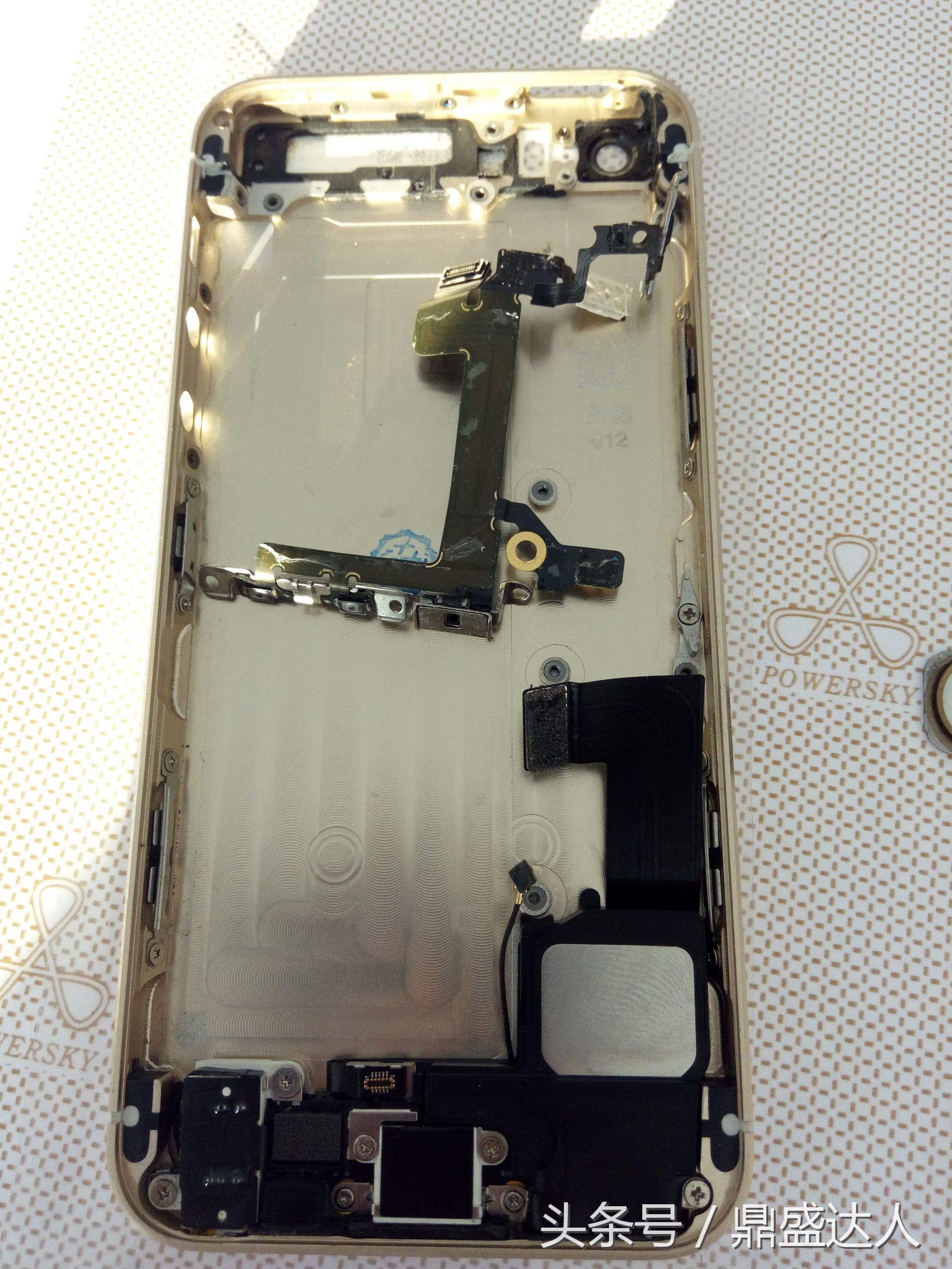 苹果5s拆机换扬声器,5s拆机换壳教程